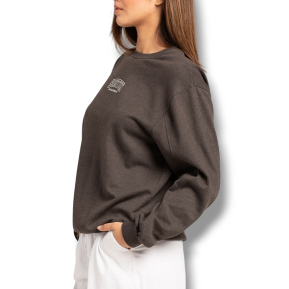 Full Tilt Women's Oversized Boston Massachusetts Embroidered Crewneck Sweatshirt - Picture 2 of 11